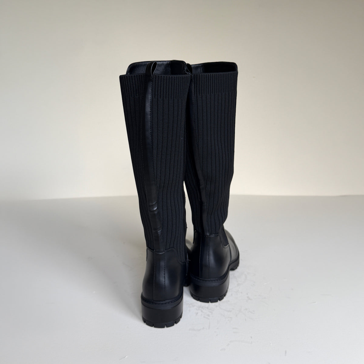IconFlex Black Knee-High Boots with Stretch Panel & Chunky Sole